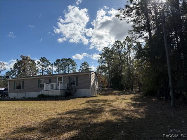 6820 W Mable Lane, Dunnellon, FL 34433