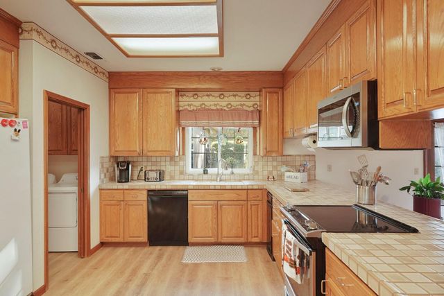 438 Cork Oak Way, Lodi, CA 95242