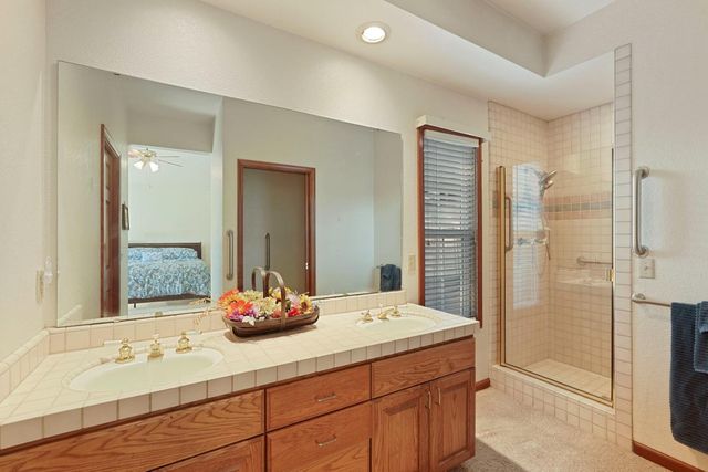 438 Cork Oak Way, Lodi, CA 95242