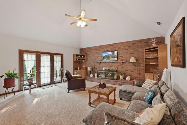 438 Cork Oak Way, Lodi, CA 95242