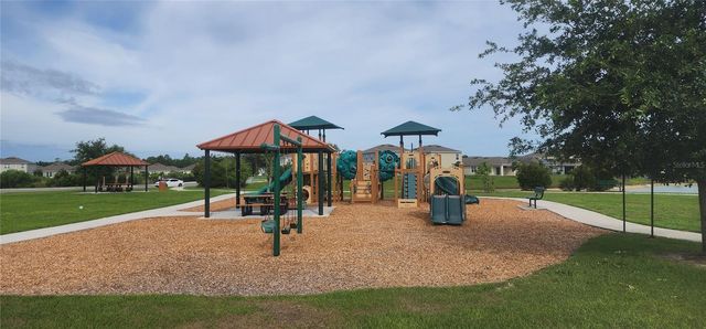 995 BROOKLET DR, Davenport, FL 33837