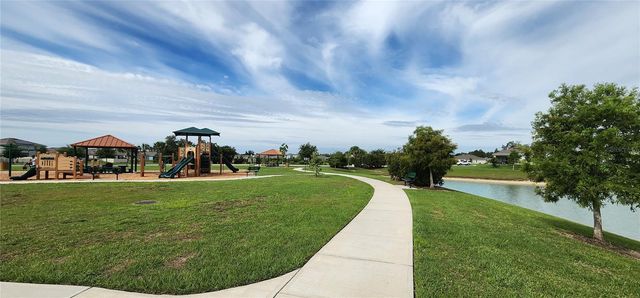 995 BROOKLET DR, Davenport, FL 33837