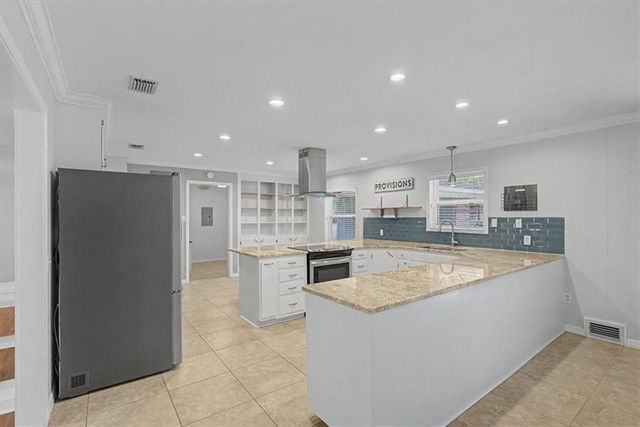 4122 Highpoint Drive S, Mobile, AL 36693