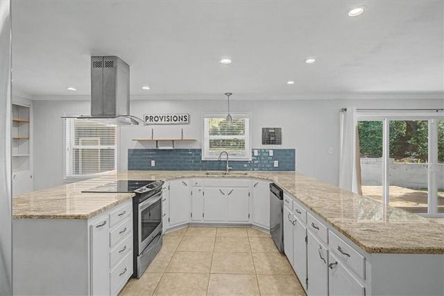 4122 Highpoint Drive S, Mobile, AL 36693