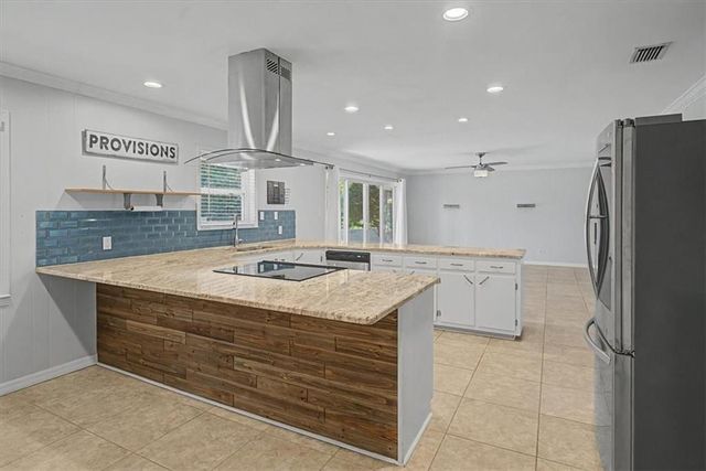 4122 Highpoint Drive S, Mobile, AL 36693