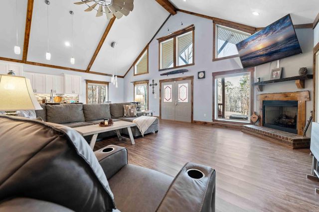 44 Stillwater Lane, Drasco, AR 72530