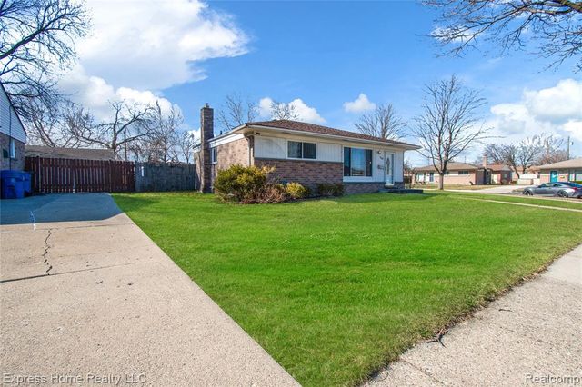 11808 Mckinley Drive, Warren, MI 48089