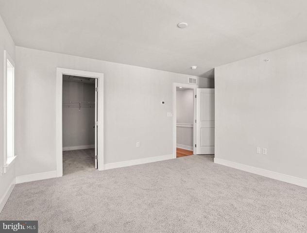 1129 COLLINA LN, Mount Joy, PA 17552