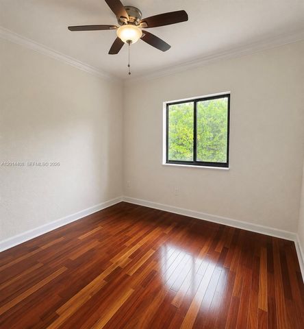 16347 NW 88th Pl, Miami Lakes, FL 33018