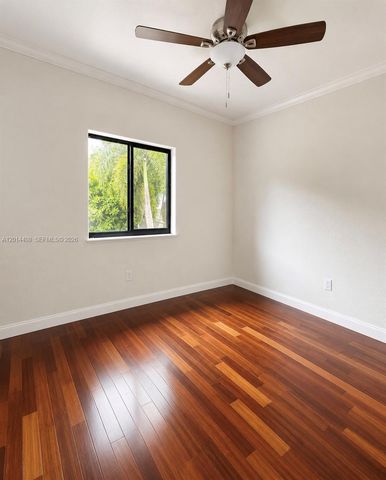 16347 NW 88th Pl, Miami Lakes, FL 33018