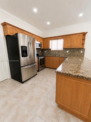 16347 NW 88th Pl, Miami Lakes, FL 33018