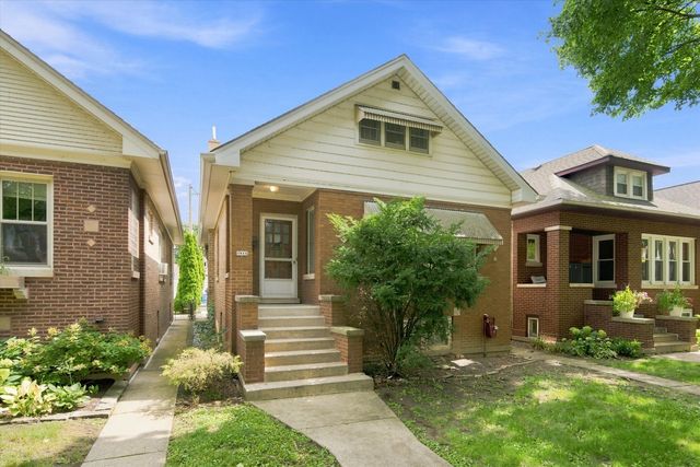 3811 N Francisco Avenue, Chicago, IL 60618