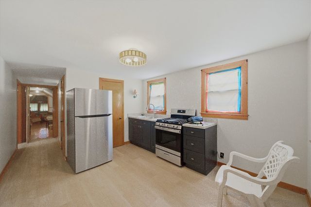 3811 N Francisco Avenue, Chicago, IL 60618