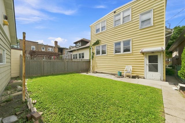 3811 N Francisco Avenue, Chicago, IL 60618