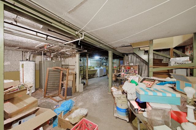 3811 N Francisco Avenue, Chicago, IL 60618