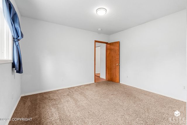 4060 N Bull Moose Drive, Wasilla, AK 99654
