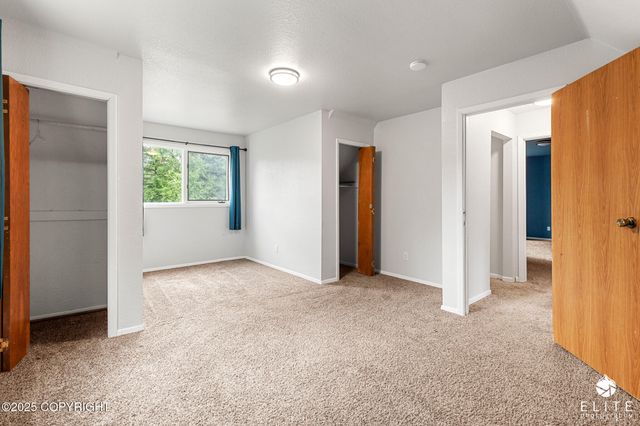 4060 N Bull Moose Drive, Wasilla, AK 99654