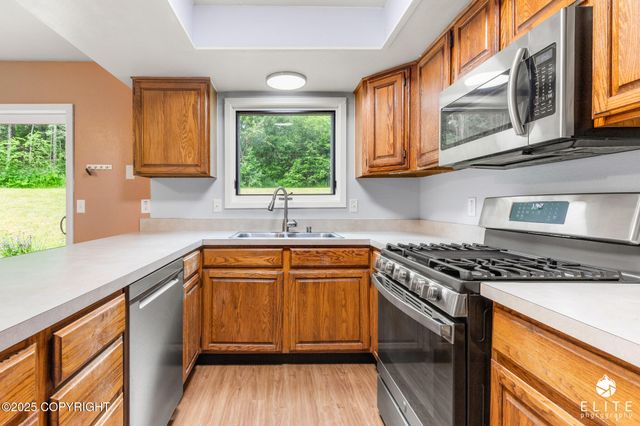 4060 N Bull Moose Drive, Wasilla, AK 99654