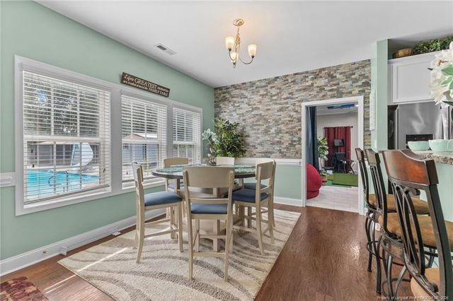 609 Thornbrooke Drive, Hope Mills, NC 28348