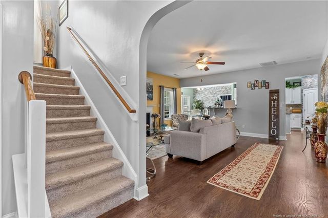 609 Thornbrooke Drive, Hope Mills, NC 28348