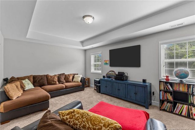 609 Thornbrooke Drive, Hope Mills, NC 28348