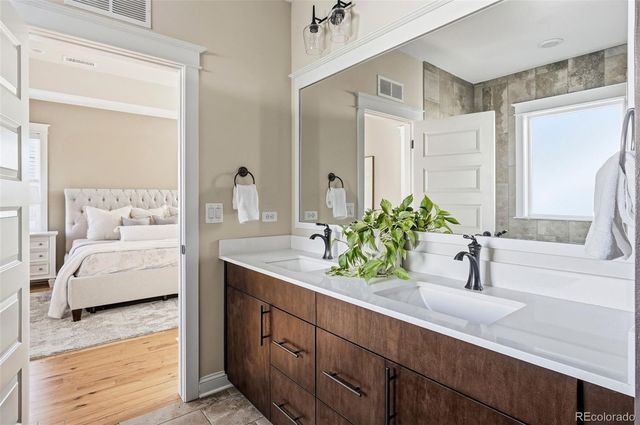 6082 Chester Street, Denver, CO 80238