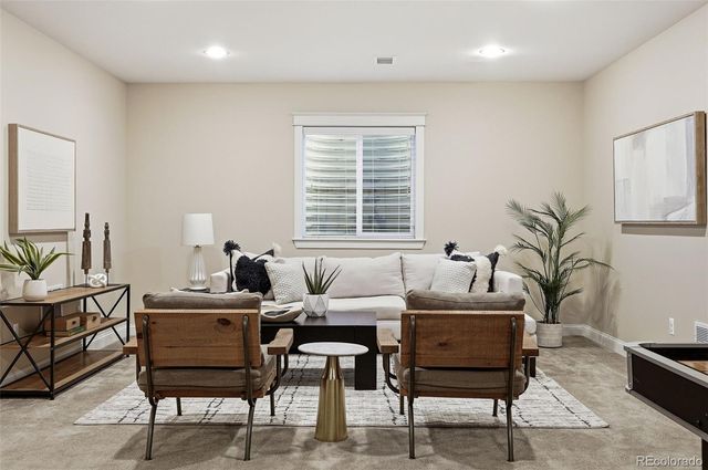 6082 Chester Street, Denver, CO 80238