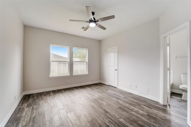 315 Apache Field Lane, La Marque, TX 77568