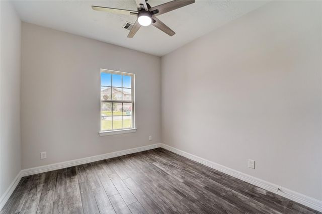 315 Apache Field Lane, La Marque, TX 77568