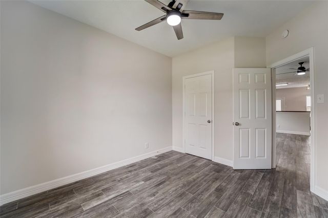315 Apache Field Lane, La Marque, TX 77568