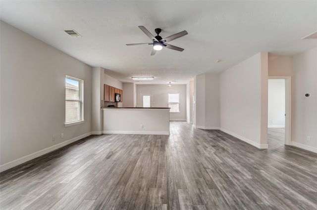 315 Apache Field Lane, La Marque, TX 77568