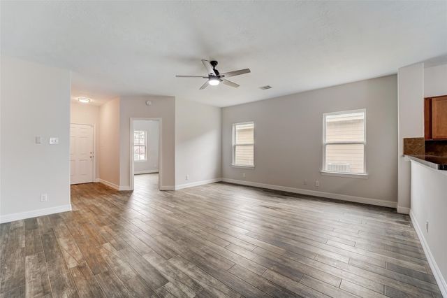 315 Apache Field Lane, La Marque, TX 77568