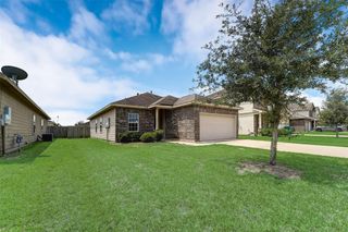 315 Apache Field Lane, La Marque, TX 77568