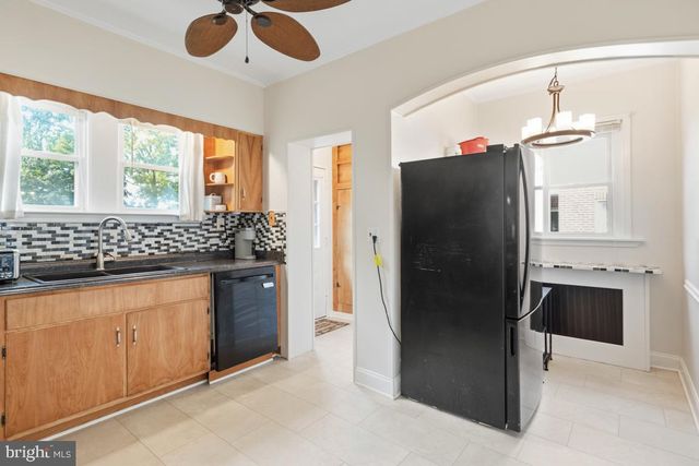 116 S 7TH ST, North Wales, PA 19454