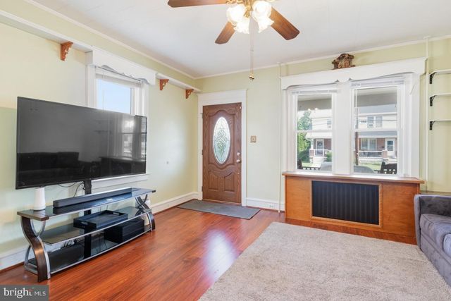 116 S 7TH ST, North Wales, PA 19454