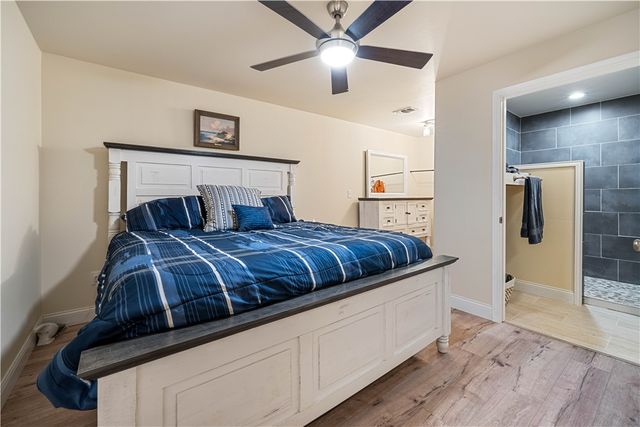 100 Breesport Dr, Sandia, TX 78383