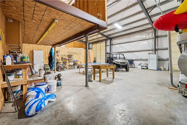 100 Breesport Dr, Sandia, TX 78383