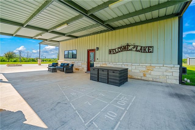 100 Breesport Dr, Sandia, TX 78383