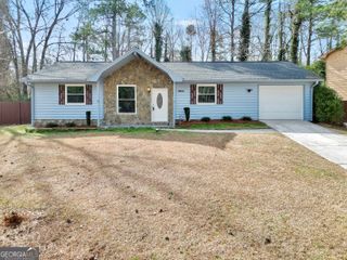 3099 Chippewa Drive, Rex, GA 30273