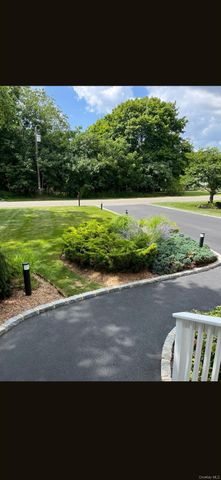 26 River Avenue, Eastport, NY 11941