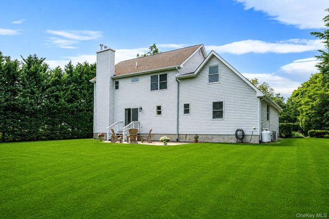 26 River Avenue, Eastport, NY 11941