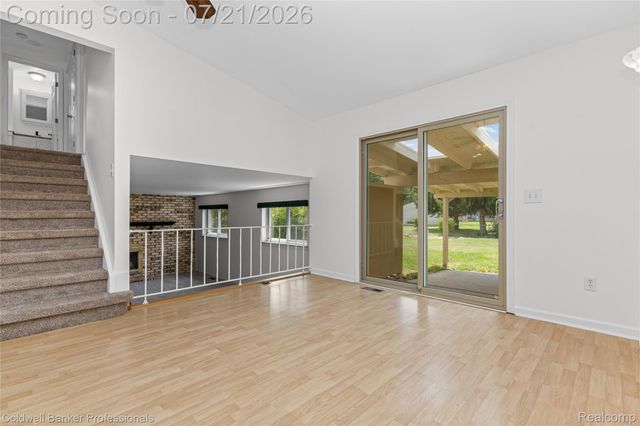 19272 Lloyd Drive, Clinton Charter Township, MI 48038