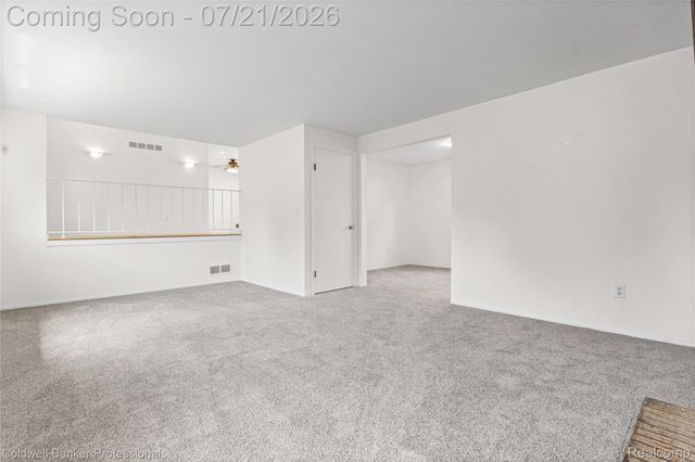 19272 Lloyd Drive, Clinton Charter Township, MI 48038