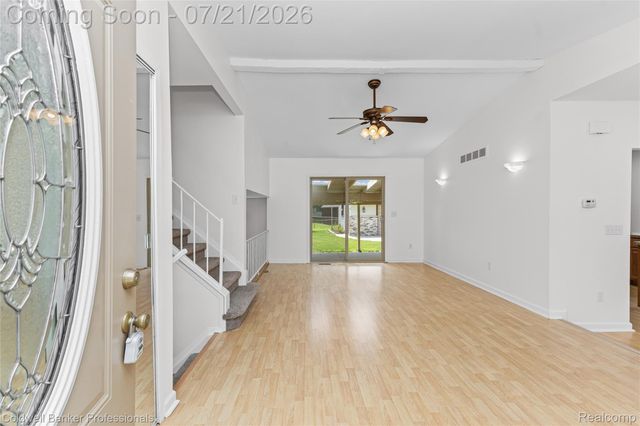 19272 Lloyd Drive, Clinton Charter Township, MI 48038