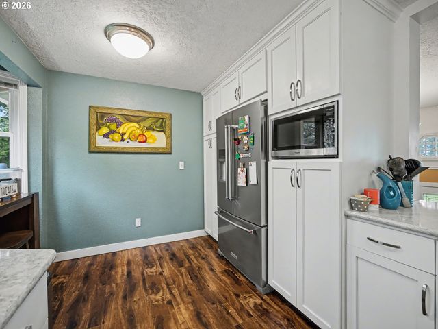 28705 Se HALEY Rd, Boring, OR 97009