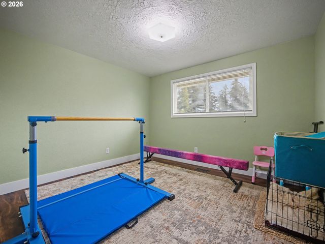28705 Se HALEY Rd, Boring, OR 97009