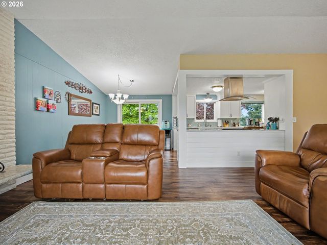 28705 Se HALEY Rd, Boring, OR 97009