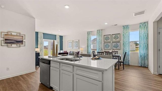 11964 Aukerman Way, Hampton, GA 30228