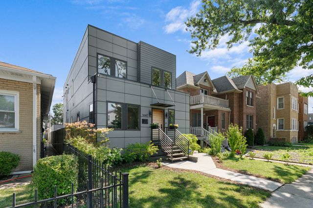 5047 W Winnemac Avenue, Chicago, IL 60630