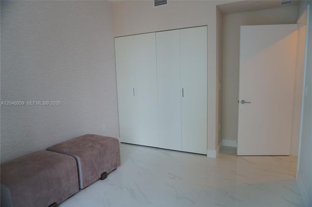 725 NE 24 St 401, Miami, FL 33137